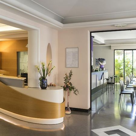 Hotel Sampaoli 벨레지아아지마리나 외부 사진