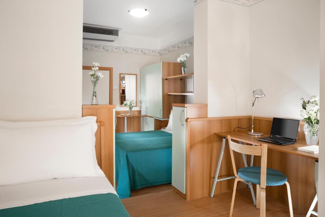 Hotel Sampaoli 벨레지아아지마리나 외부 사진