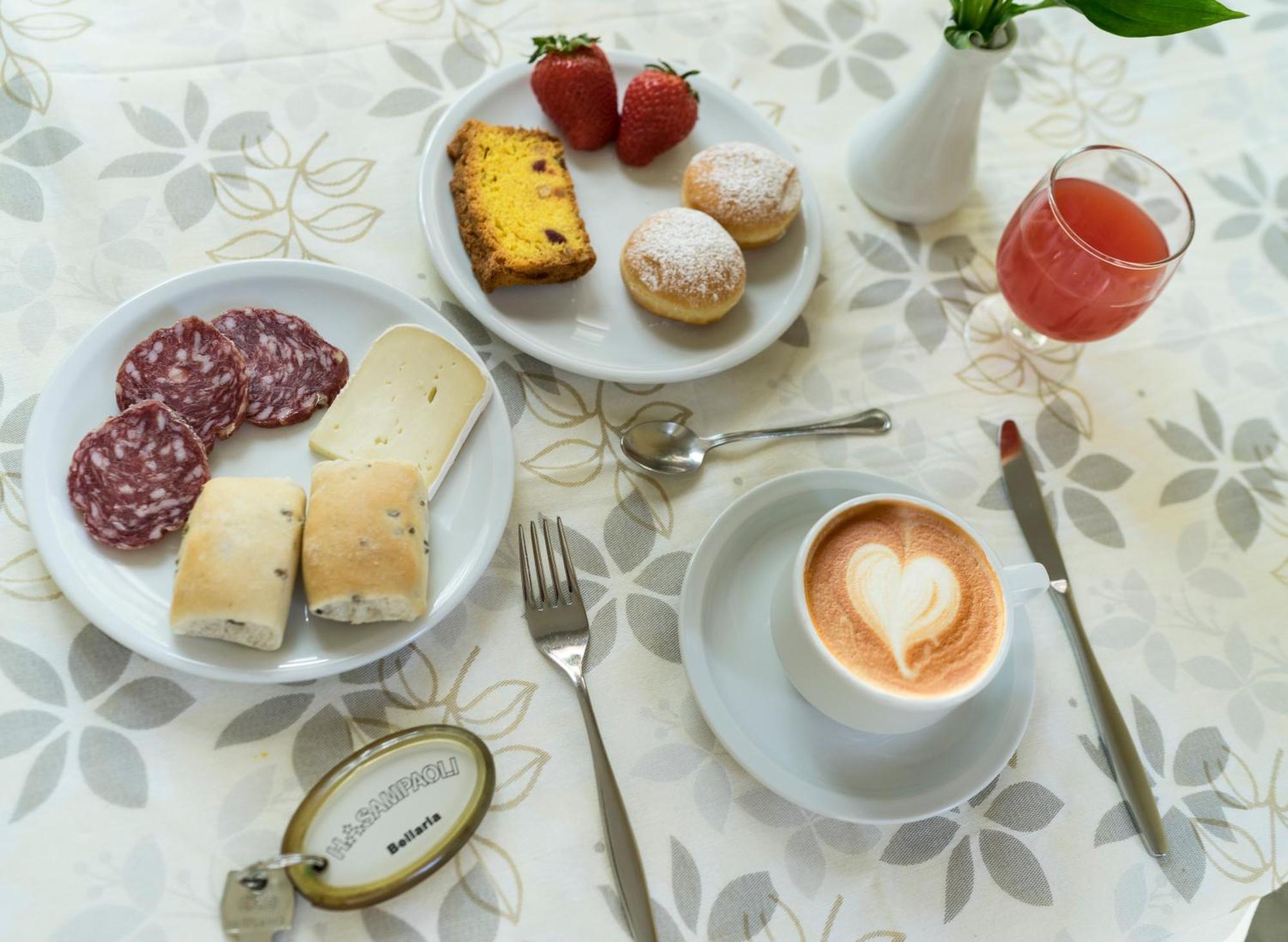 Hotel Sampaoli 벨레지아아지마리나 외부 사진